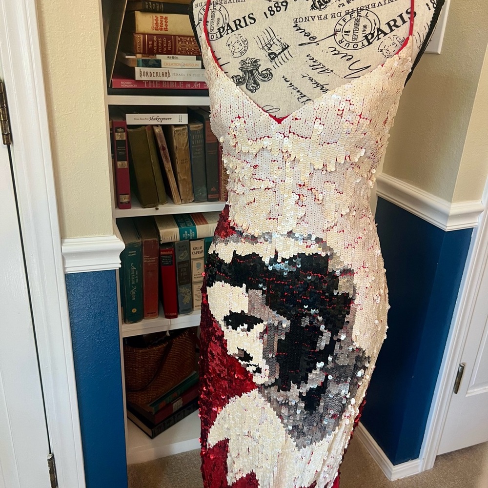 Pop Art Elvis Tiffany Designs White Sheath Dress Lace Up Back Formal Prom Dress